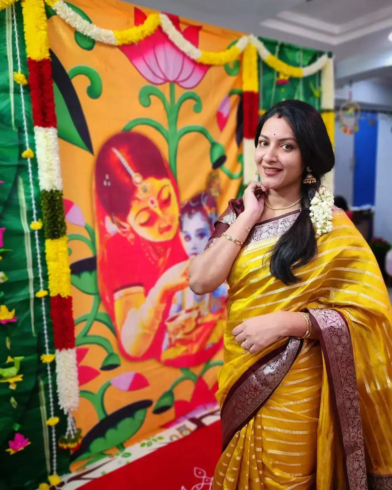 Indian TV Girl Pallavi Ramisetty in Yellow Saree